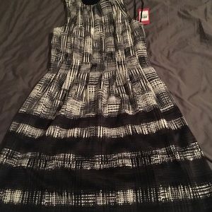Vince Camuto Dress Size 8